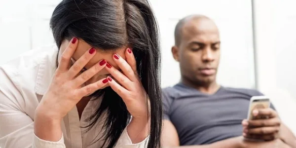 Catch-Spouse-is-Cheating